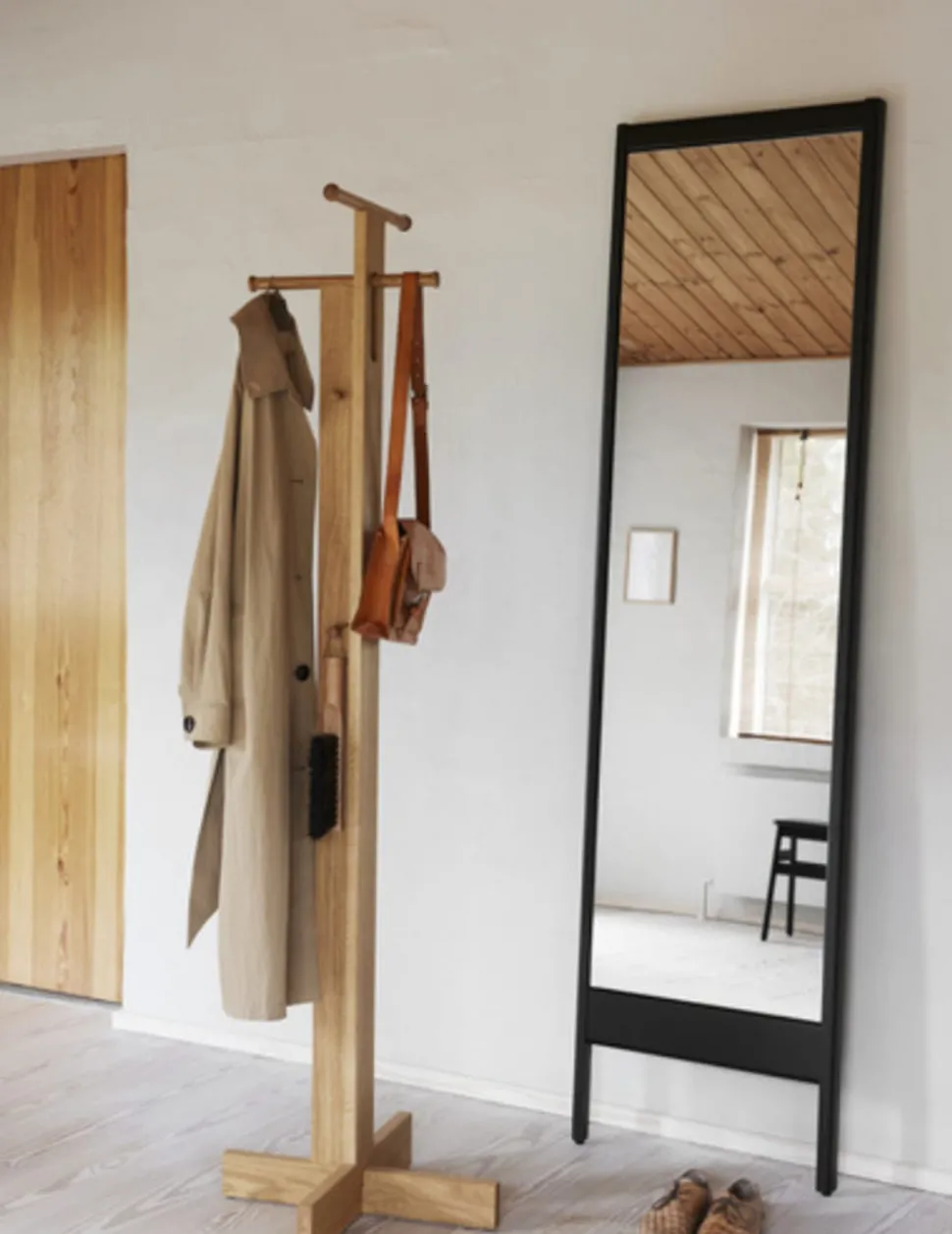 A line Mirror