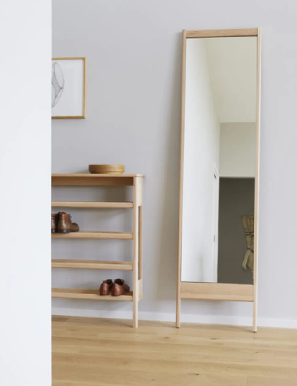 A line Mirror