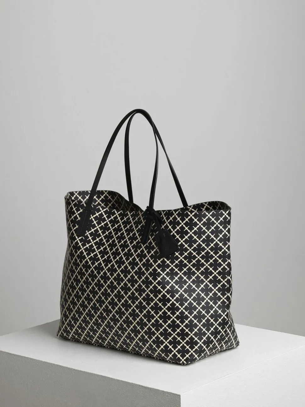 Abi Tote