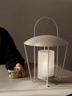 Abri Lantern