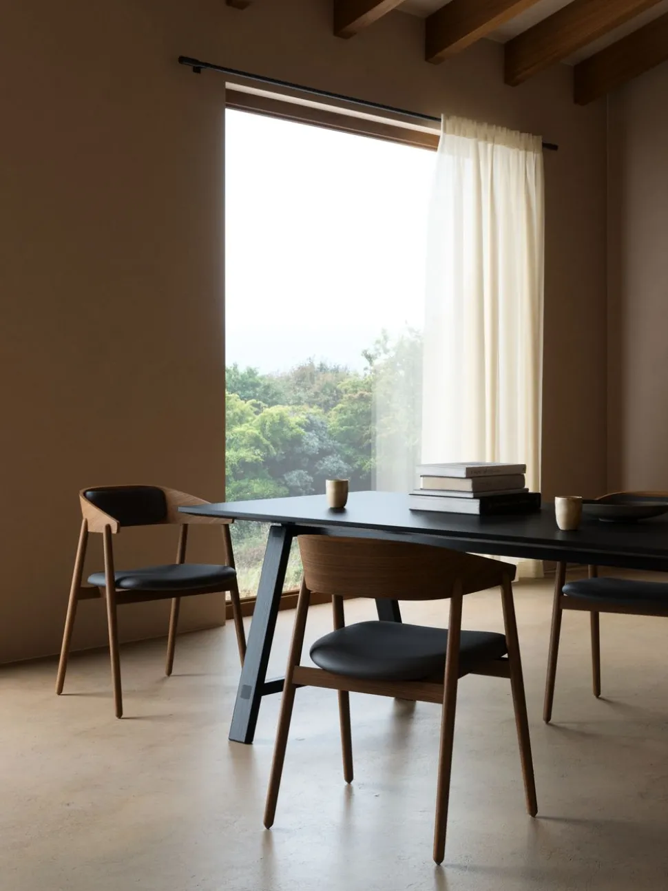 AC2 Chair / Padded Seat