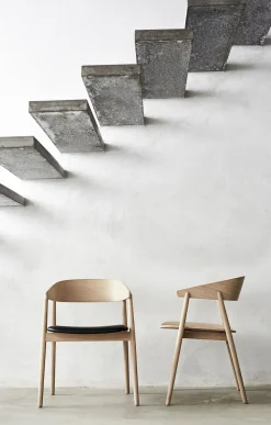 AC2 Chair / Wooden Seat