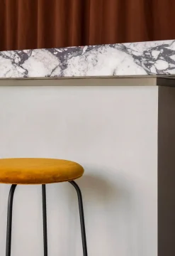 Afteroom / Counter Stool