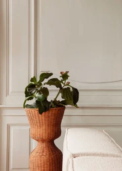 Agnes Plant Stand