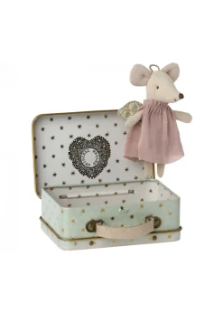 Angel mouse in suitcase, Little sister