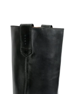 Ann Boots