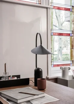 Arum Table Lamp