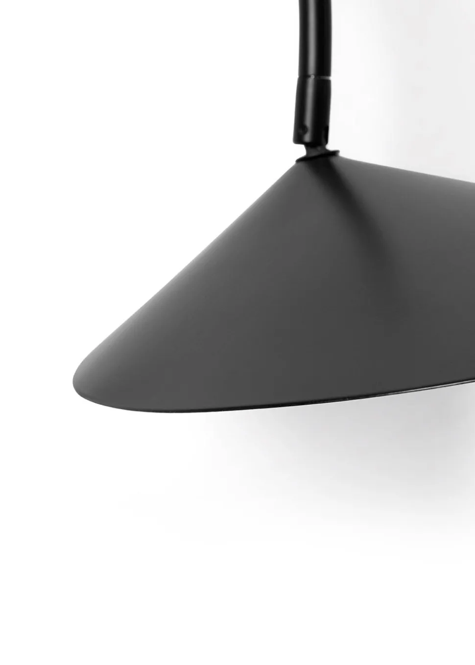 Arum Wall Lamp / Swivel