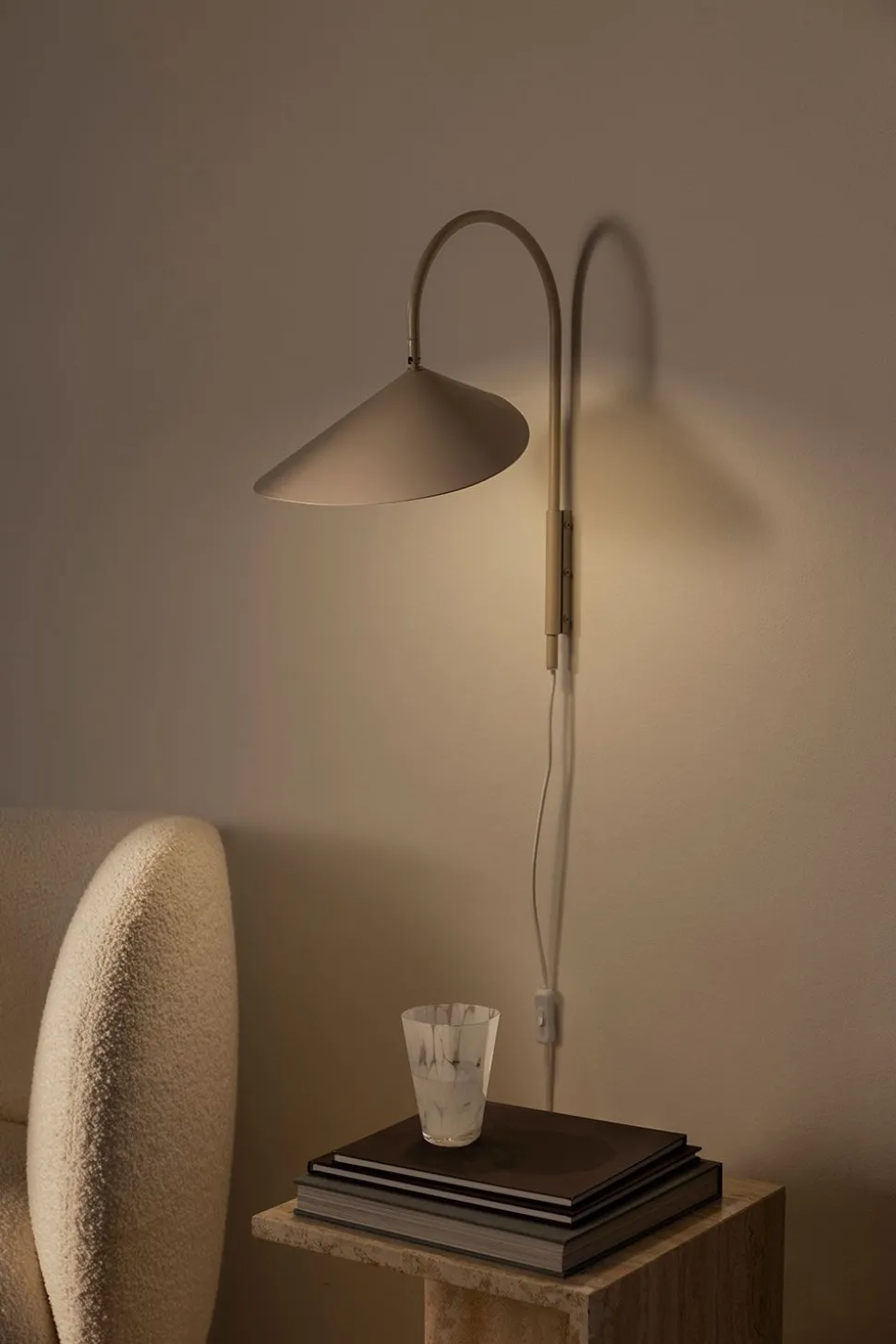 Arum Wall Lamp / Swivel