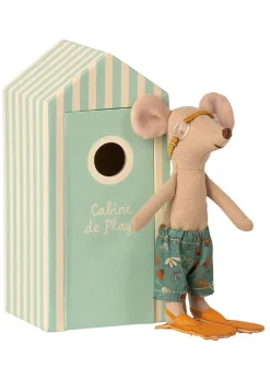 Beach mice - Big brother in Cabin de Plage