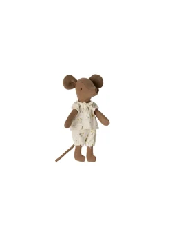Big sister mouse in matchbox