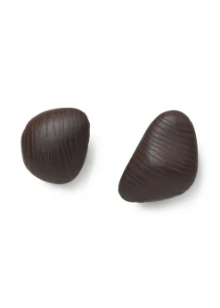 Cairn Hooks
