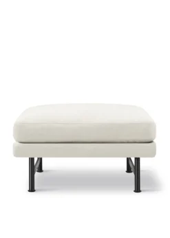 Calmo Ottoman 80 5620 by Hugo Passos