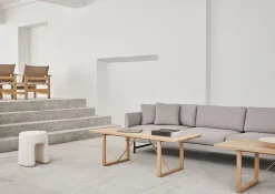 Calmo Sofa 95 5653 by Hugo Passos