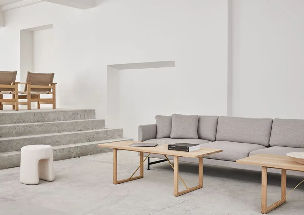 Calmo Sofa 95 5653 by Hugo Passos