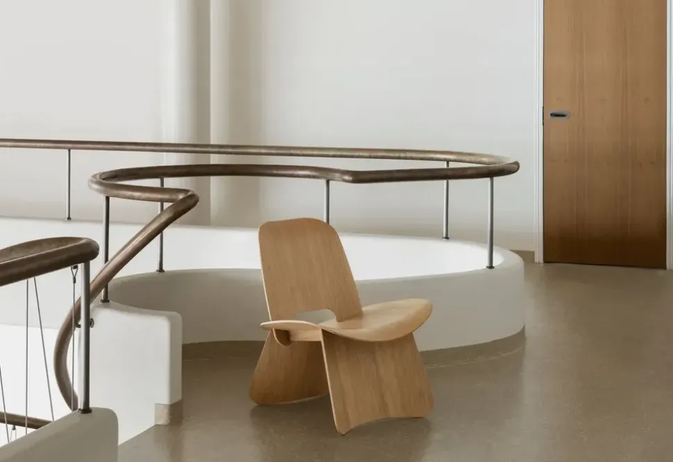 Chair Nagomi