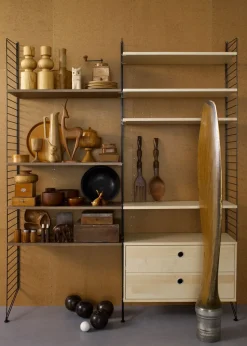 Chest w/ Drawers