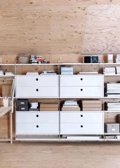 Chest w/ Drawers