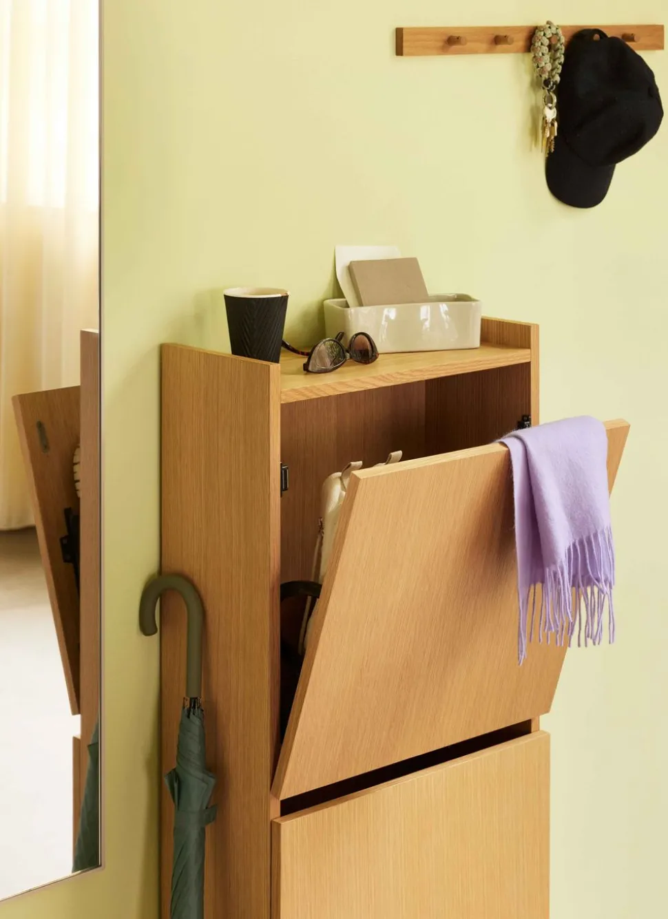 Cosplay Coatrack