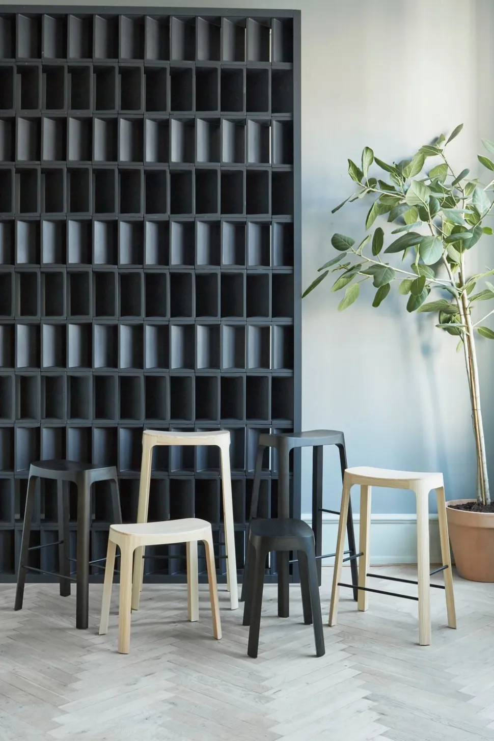 Crofton Bar Stool / By Daniel Schofield