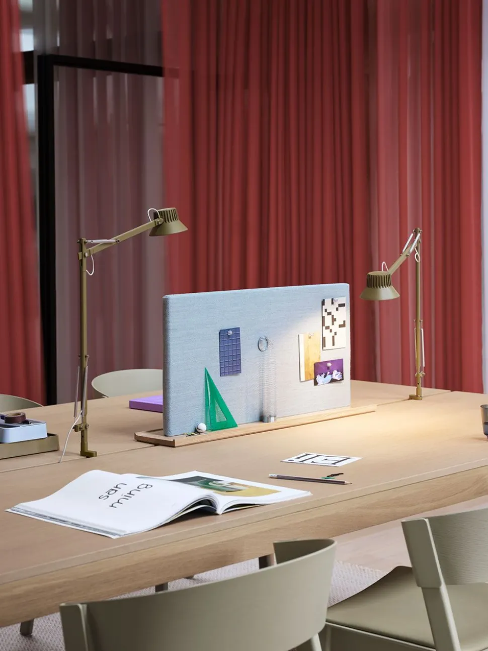Dedicate Table Lamp