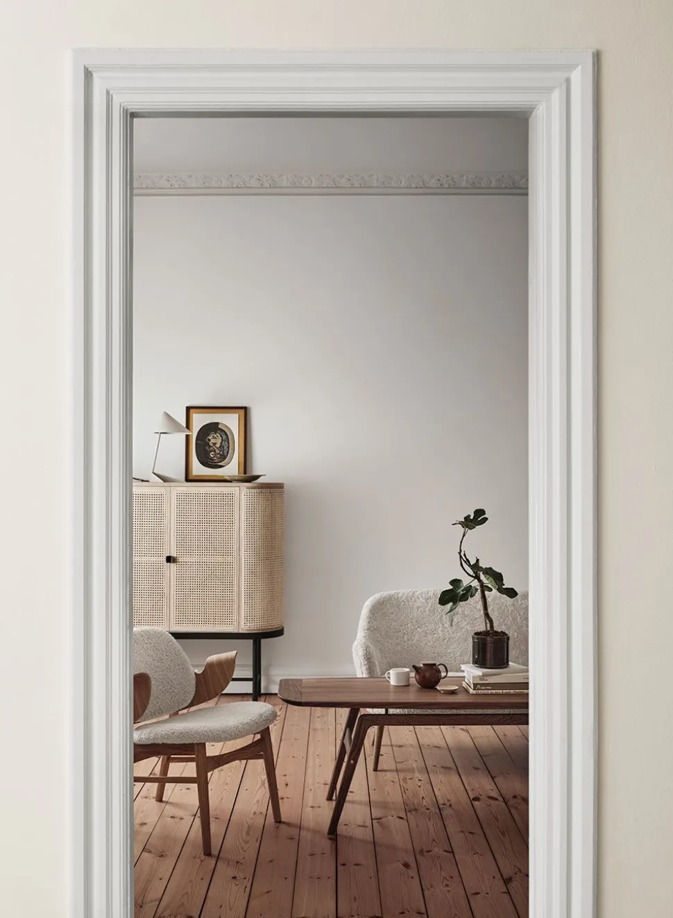 Dwell Chair