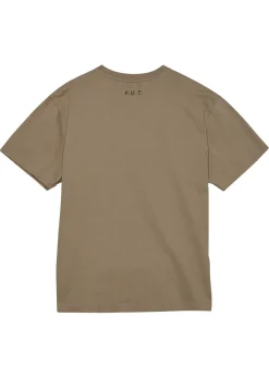 Essential T-shirt