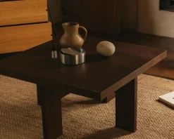 Farmhouse Coffee Table / Square