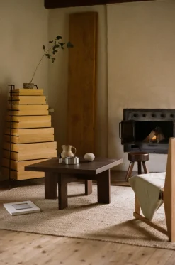 Farmhouse Coffee Table / Square