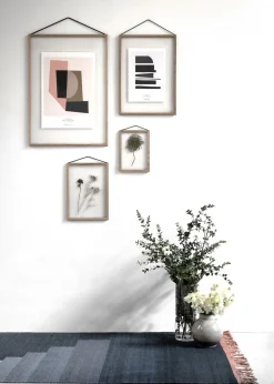 Frame - A4