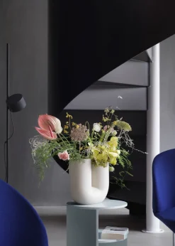 KINK Vase