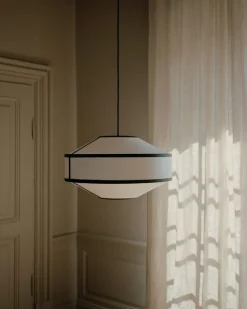 Kite Pendant