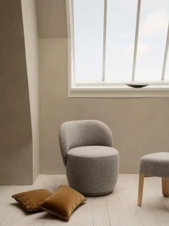 Kuon Swivel Armchair