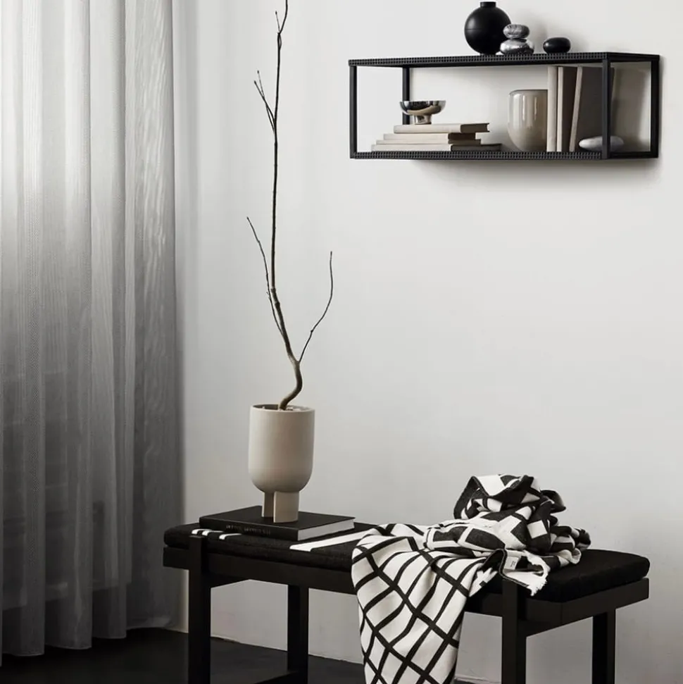 Minimal Bench Frame