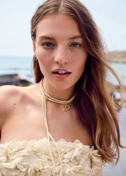 Misa Choker