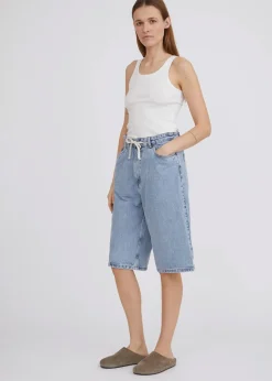 Monday Shorts