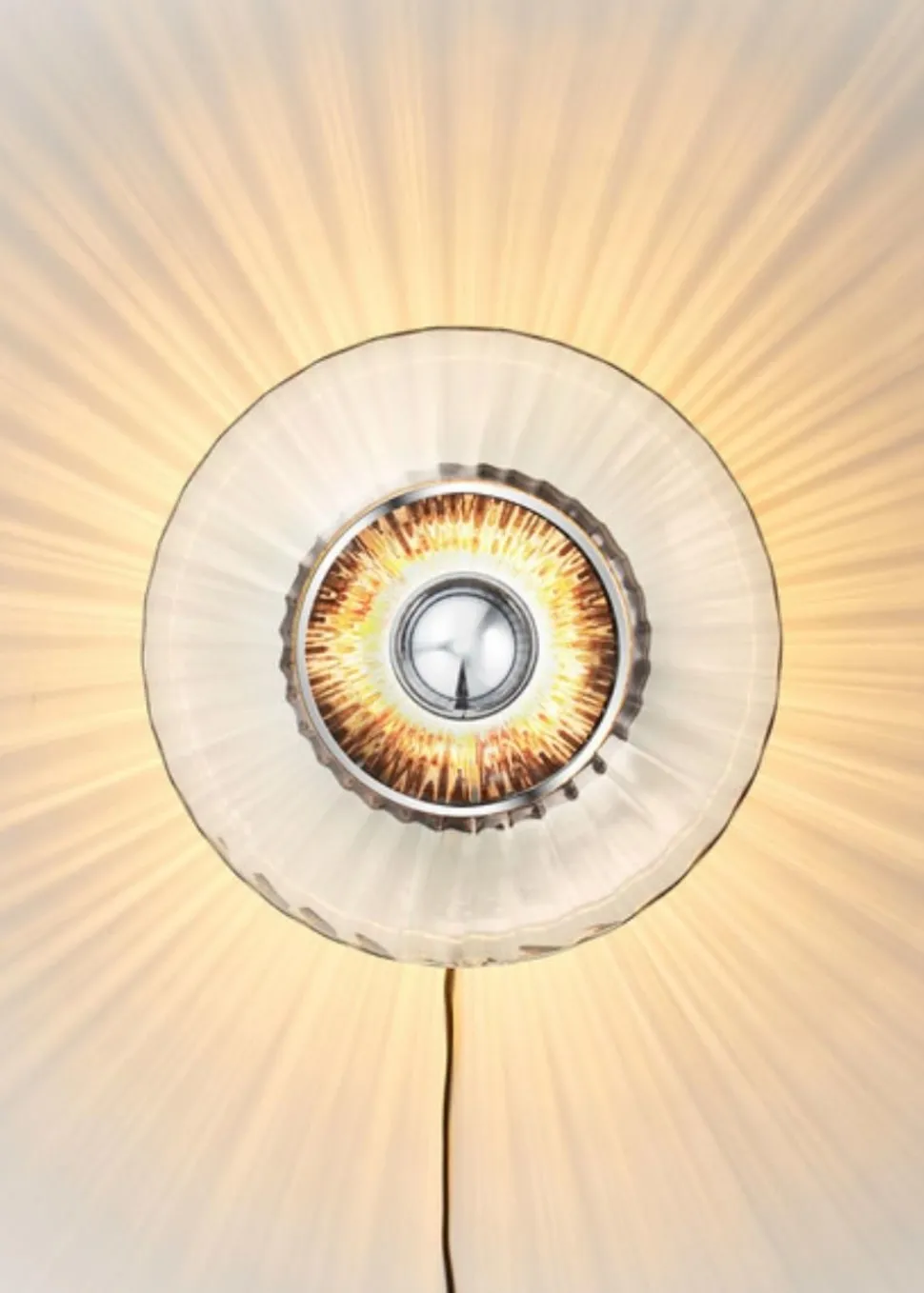 New Wave Optic Lamp