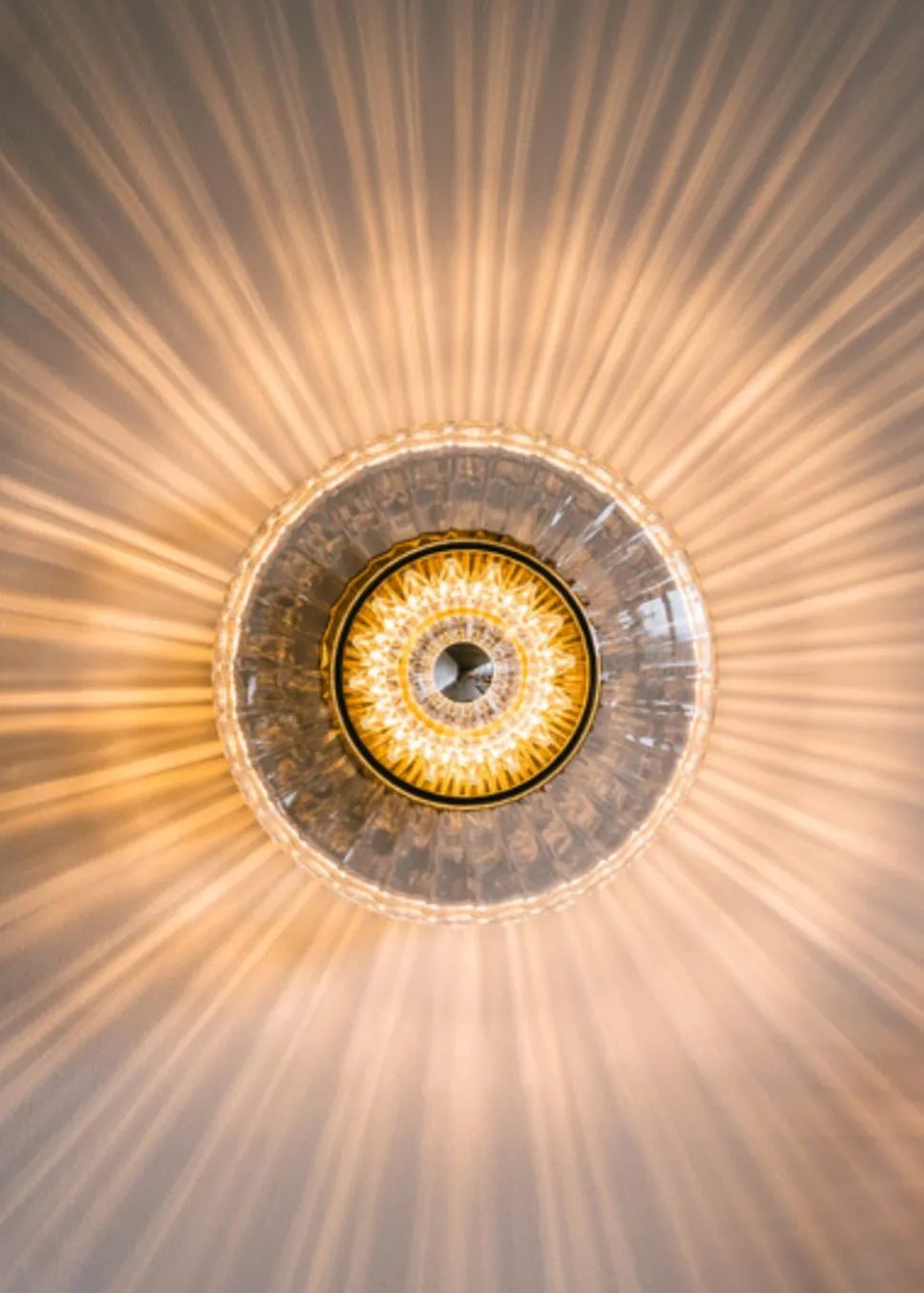 New Wave Optic Lamp