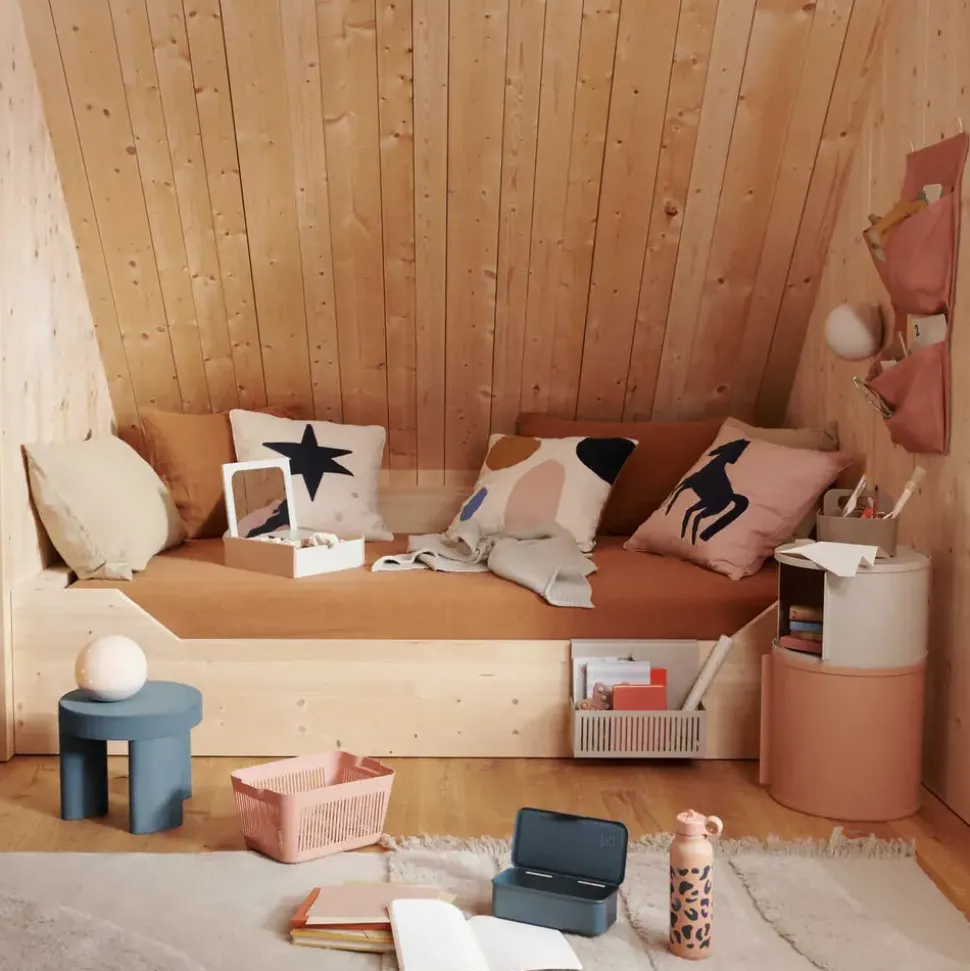 Nona Bedside Table
