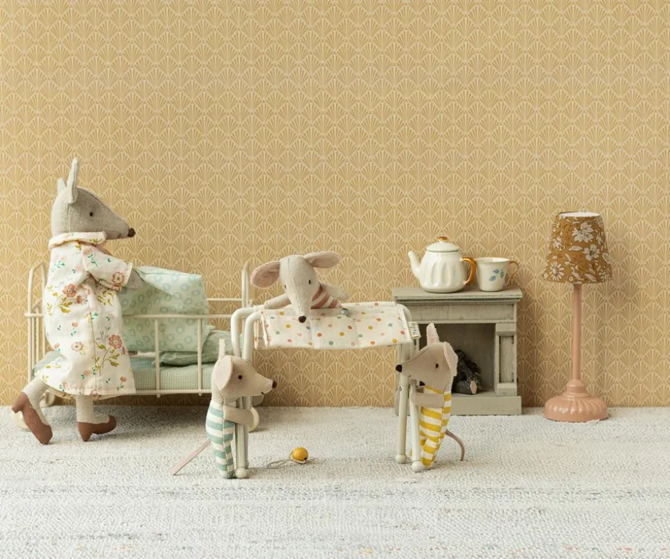 Nursery Table, Baby Mouse - Off White