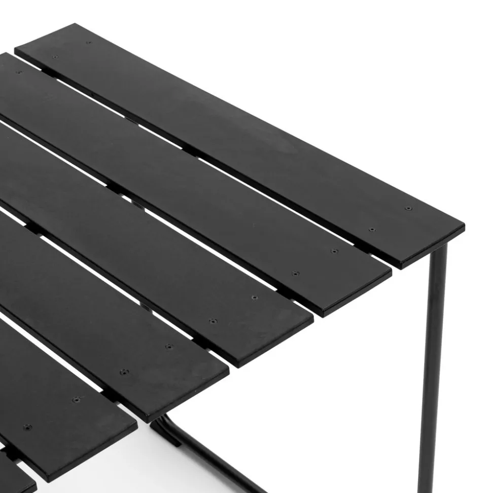 Ocean Table av Nanna Ditzel