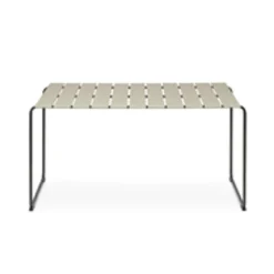 Ocean Table av Nanna Ditzel