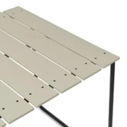 Ocean Table av Nanna Ditzel