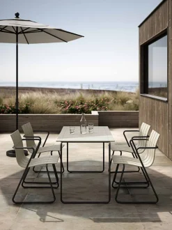 Ocean Table av Nanna Ditzel