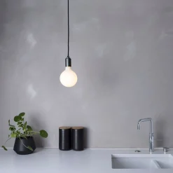 Porcelain III 6 Watt Bulb