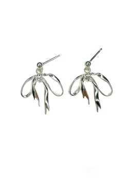 Ribbon Studs