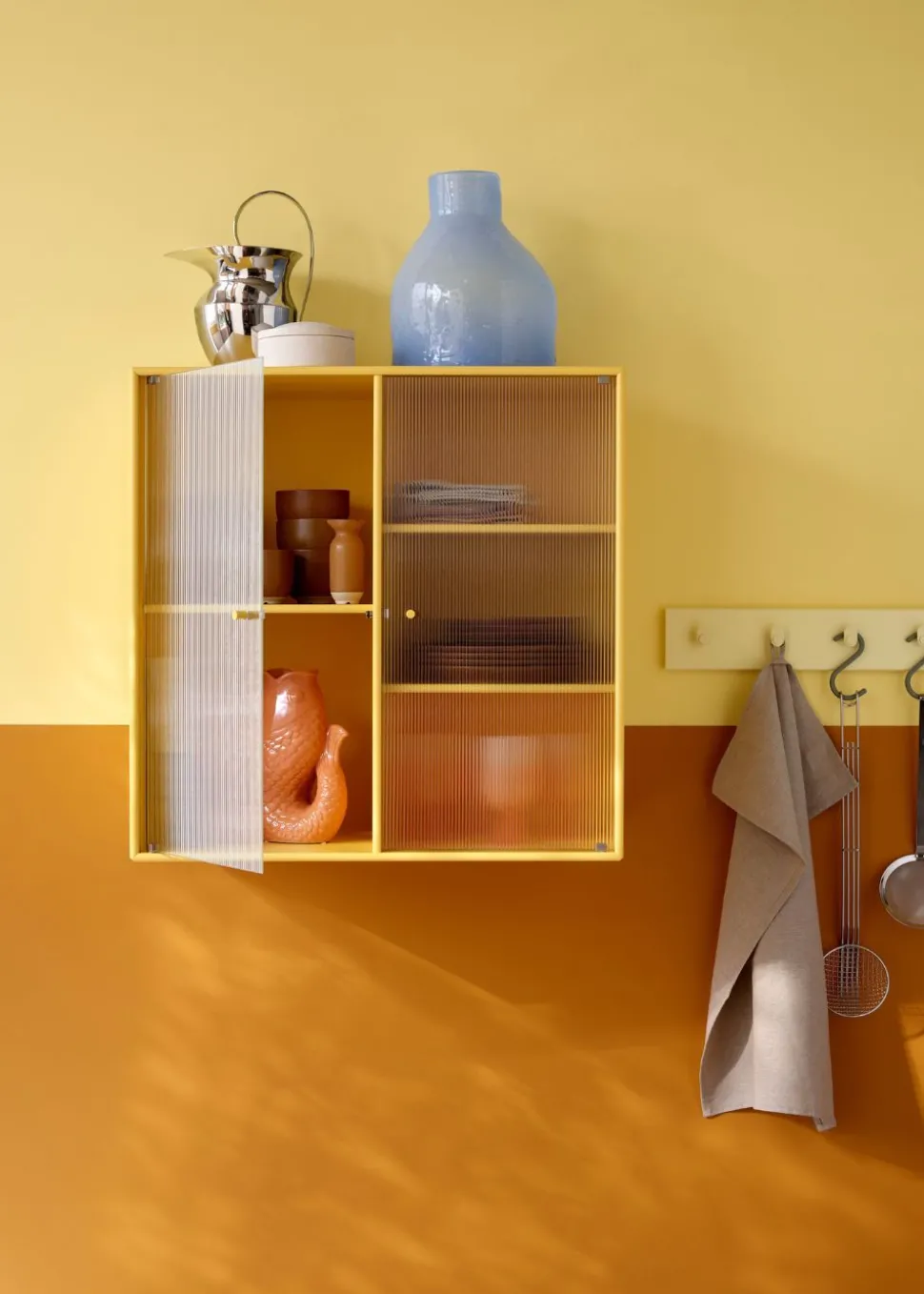 Ripple Cabinet II - With Parsley Legs
