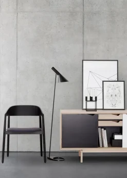S1 Sideboard