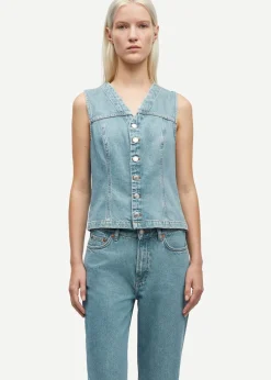 SABeth Vest