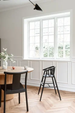 Saga High Chair
